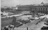 1930 Paradeaufstellung am Heldenplatz